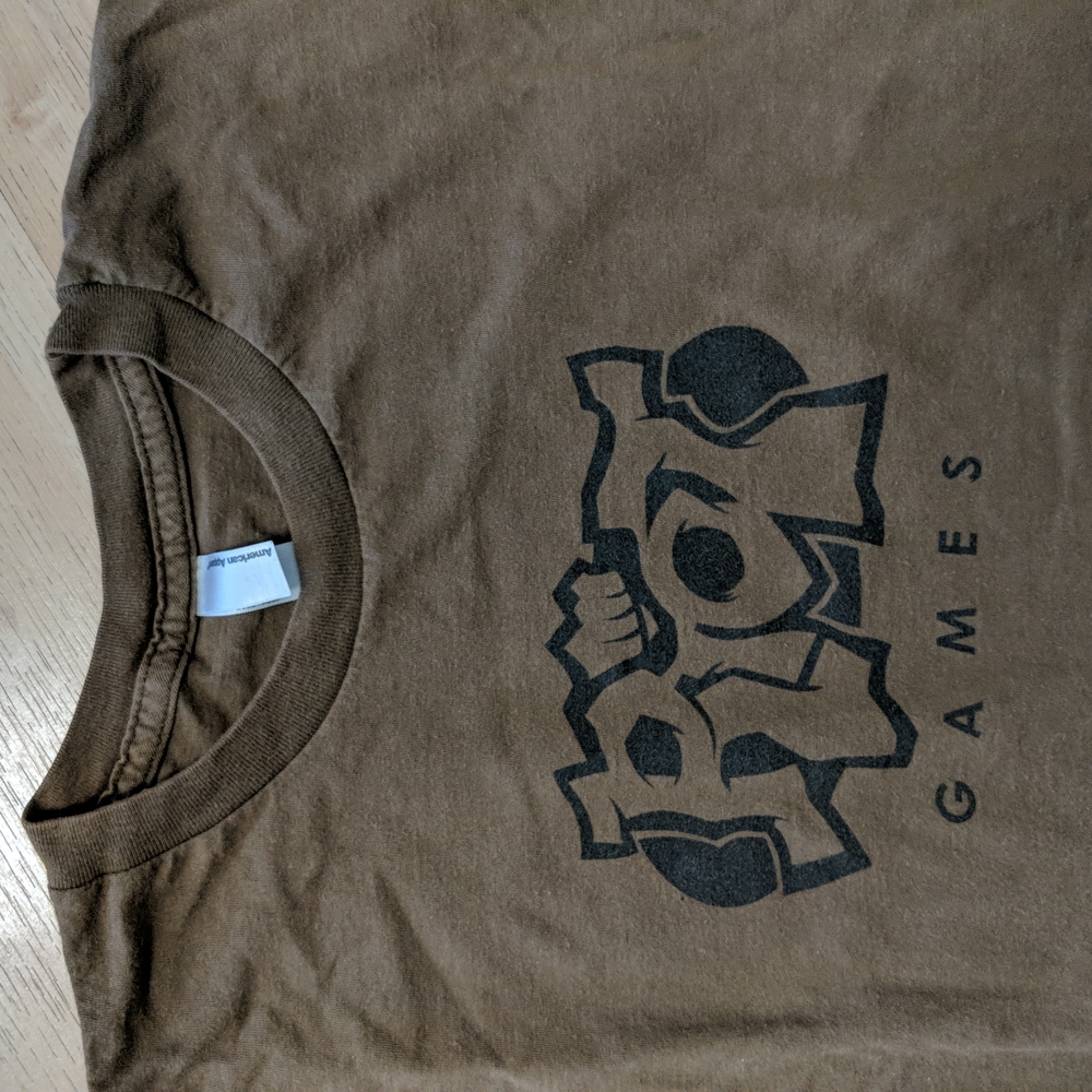 Brown cotton t-shirt with black RIOT games logo size L